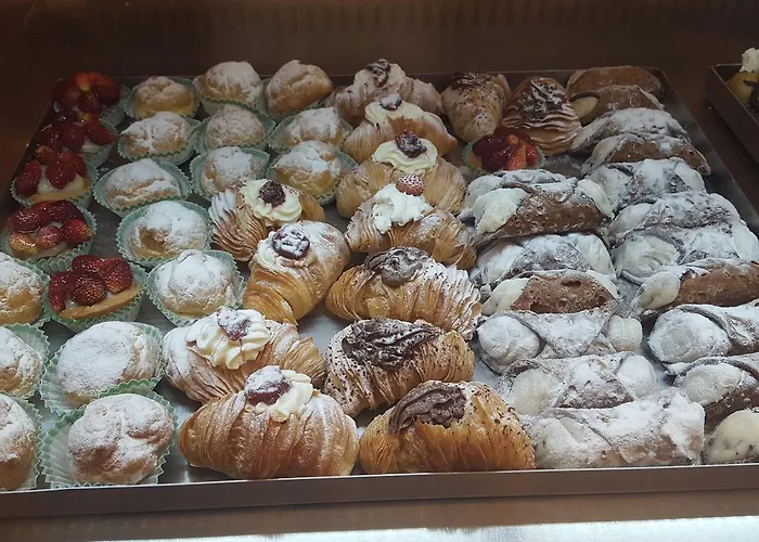 Euforia Napoli - Tre Sedi - Three Locations